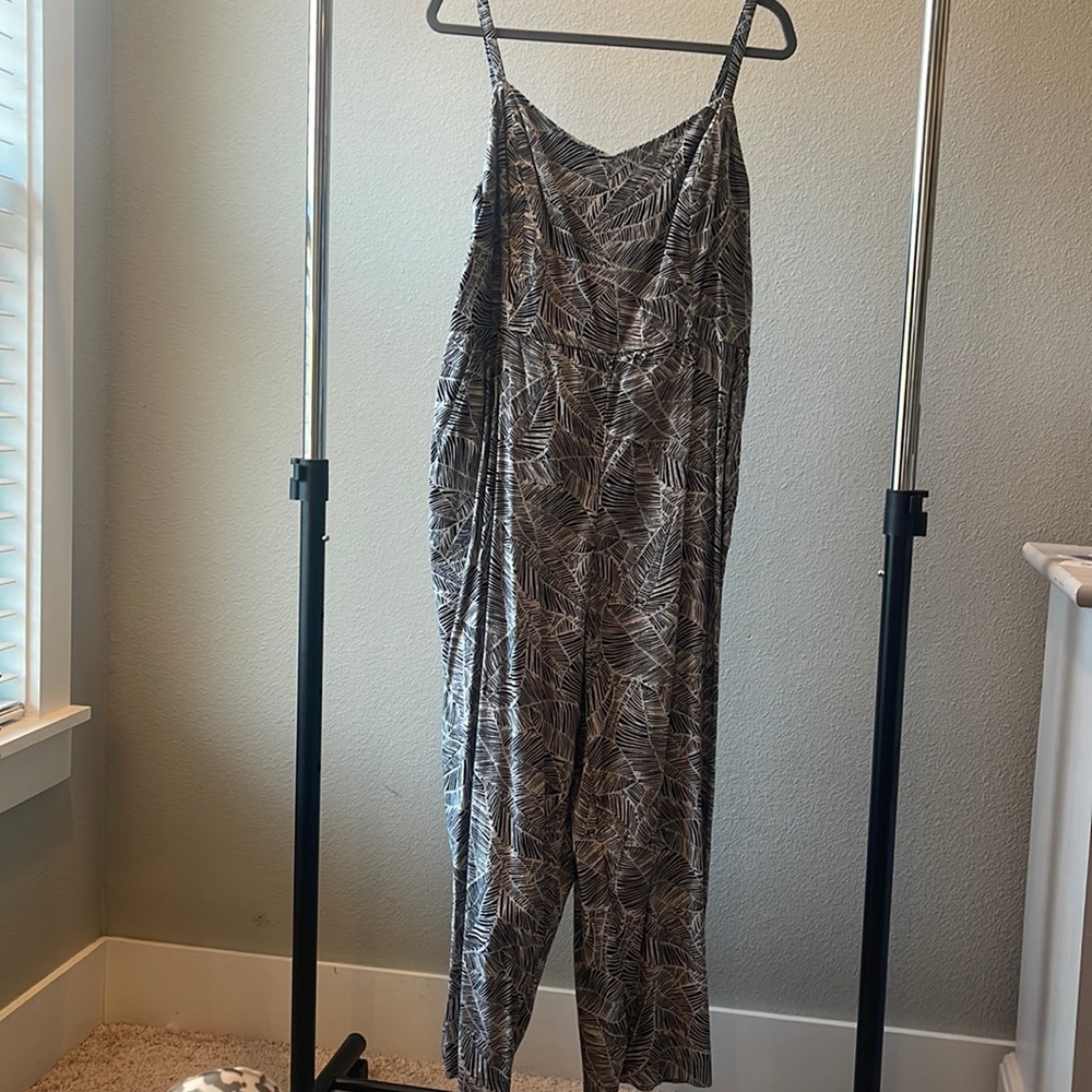 Black and White Geometric Printed Cami Jumpsuit